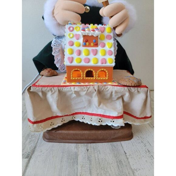 Telco 1996 Minnie Mouse gingerbread house animated motionette Xmas decor - Picture 7 of 13